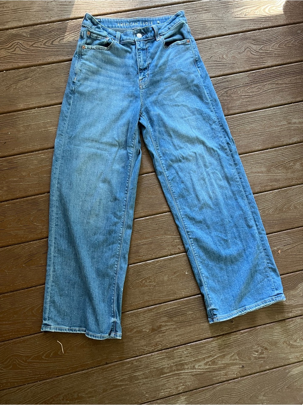 American Eagle Outfitters Women’s Dreamy Drape High Waisted jeans size 4 - Picture 3 of 6
